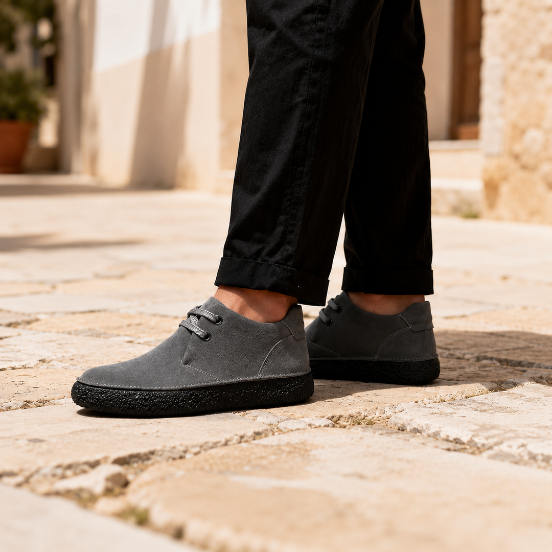 Barrett Suede Chukka