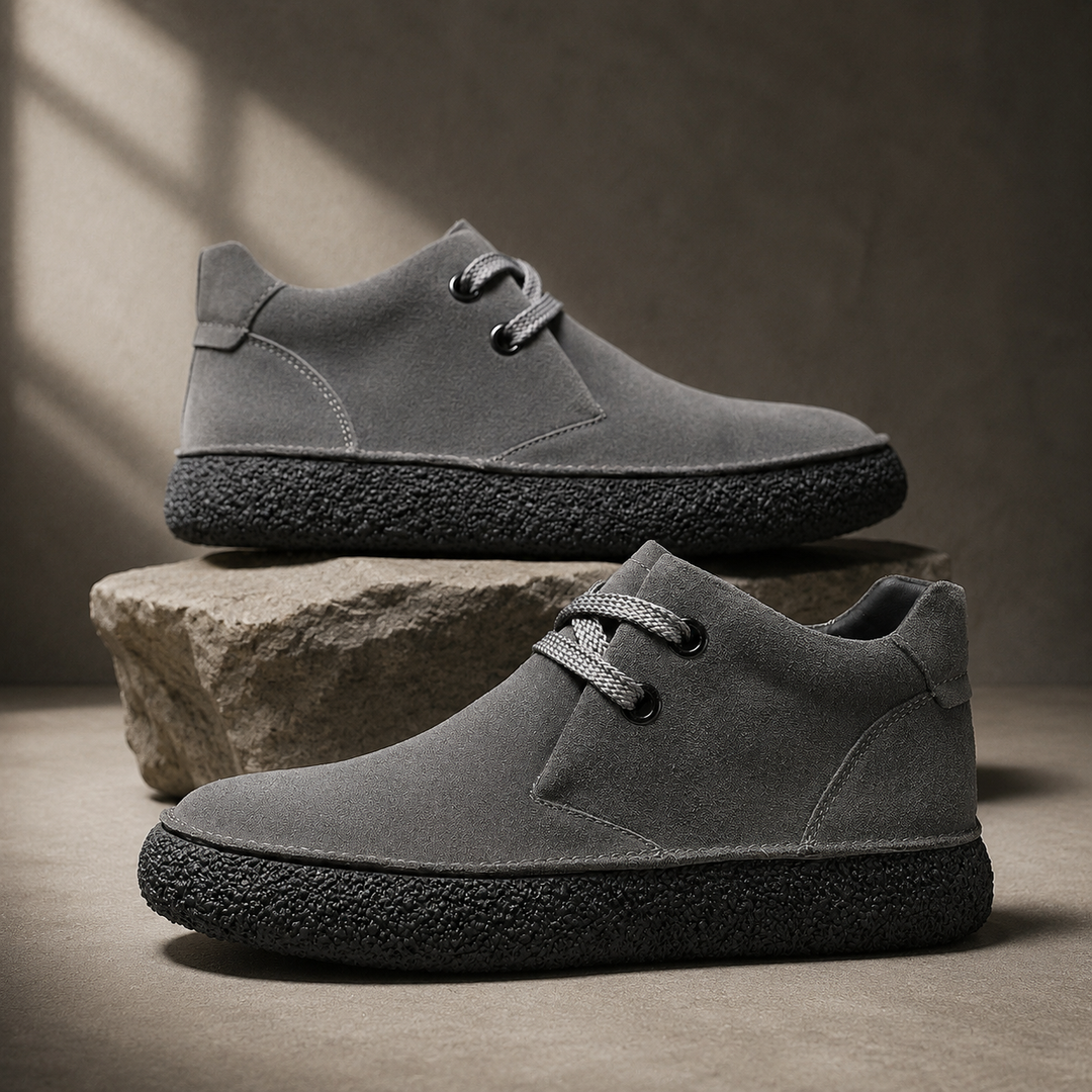 Barrett Suede Chukka